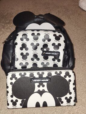 Disney Mini Backpack Bag & Wallet Mickey Mouse Good Condition